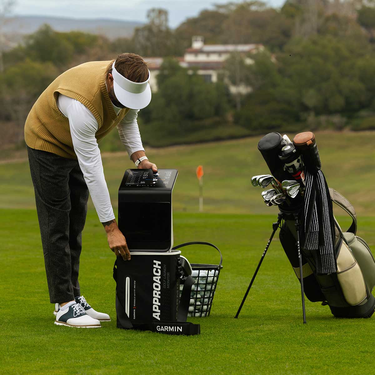 Approach® R50 Golf Launch Monitor and Simulator (Certified Pre-Owned)